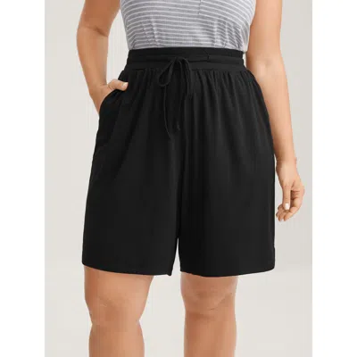 Bloomchic Women's Plus Size Stretchy Slit Drawstring Straight-leg Shorts Black Casual Straight Fit Smocked Sho