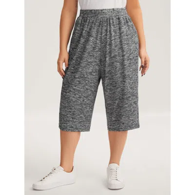 Bloomchic Women's Plus Size Stretchy Straight Leg Capri Pants Dimgray Solid Straight Fit Mid Rise Casual 12/l