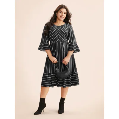 Bloomchic Women's Plus Size Striped Flutter Sleeve Midi Dress Black Stripes Midi Office Ruffles 30/6x