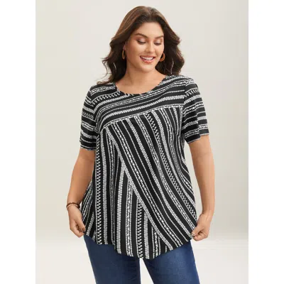 Bloomchic Women's Plus Size Striped Overlap Print Curvy Hem Blouse Black Stripes Vacation Short Sleeve Round N