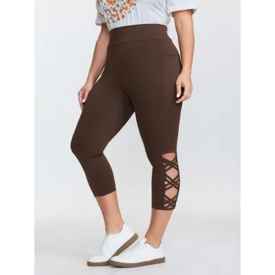 Bloomchic Women's Plus Size Super Stretchy Crisscross Pockets Capri Leggings Darkbrown High Stretch Skinny Fit In Brown