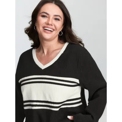 Bloomchic Women's Plus Size Supersoft Colorblock Textured Sweatshirt Black Not Graphics Casual V-neck 30/6x