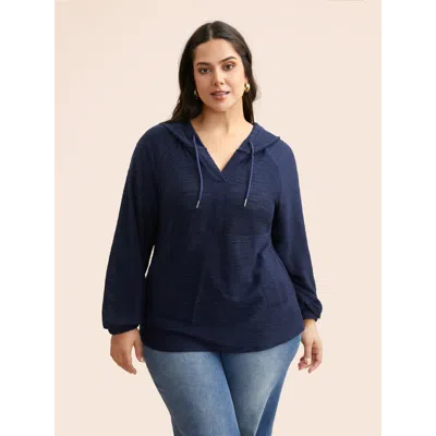 Bloomchic Women's Plus Size Texture Drawstring Pocket Hooded Sweatshirt Darkblue Everyday 12/l In Blue