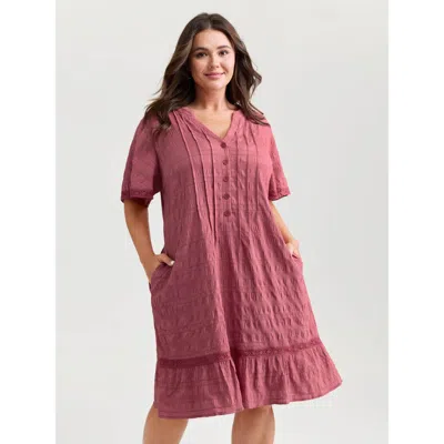 Bloomchic Women's Plus Size Textured Ruffled Hem Pleated Mini Dress Russet Non Short Casual Woven Ribbon&lace  In Brown