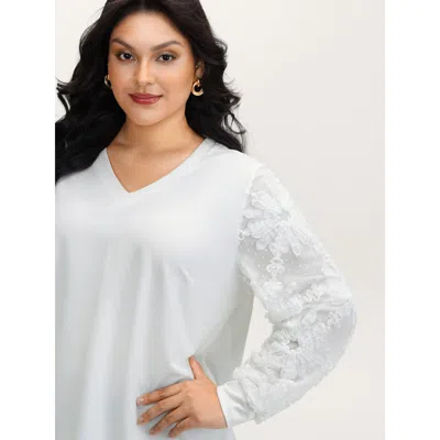 Bloomchic Women's Plus Size Textured Sheer Sleeve V-neck T-shirt Whitesmoke Non Elegant Extra Long Sleeve 14-1