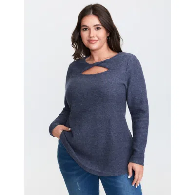 Bloomchic Women's Plus Size Textured Twisted Neckline Cut-out T-shirt Darkblue Solid Casual Long Sleeve Round  In Blue
