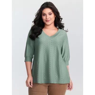 Bloomchic Women's Plus Size Textured V-neck Eyelet Loose Fit T-shirt Greenbean Houndstooth Casual 3/4 Sleeve 1