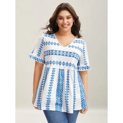 Bloomchic Women's Plus Size Tropical Stripes Pleated Knit Top Skyblue Short Sleeve Casual V-neck 10/m In Blue