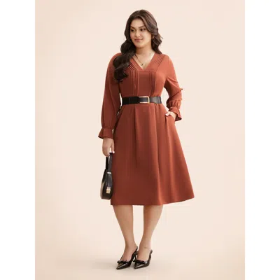 Bloomchic Women's Plus Size V Neck Pleated Lantern Sleeve Dress Rust Non Midi Office Tucked Seam 30/6x In Brown