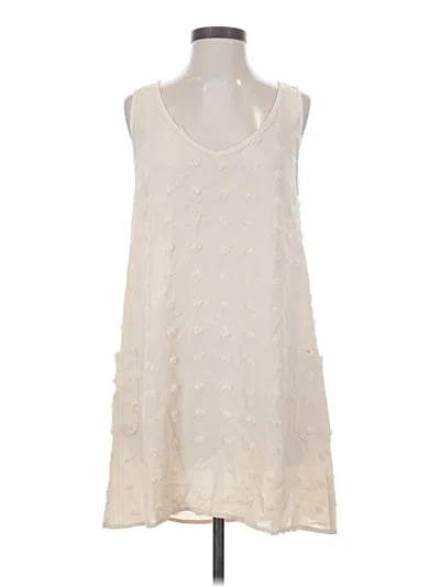 Blooming Jelly Sleeveless Top Ivory Halter Neckline Tops