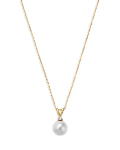 Bloomingdale's Fine Collection Lab Grown Diamond & Cultured Freshwater Pearl Pendant Necklace In 14k Yellow Gold, 0.05 Tcw In White