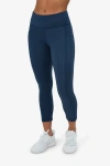 Bloquv Compression Capri Leggings In Blue