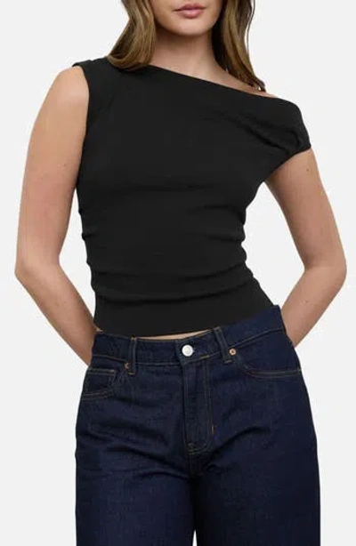 Blu Pepper Asymmetrical Rib Top In Black