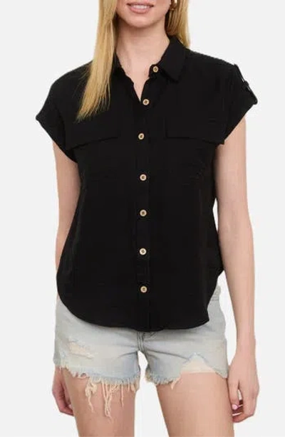 Blu Pepper Button Front Shirt In Black