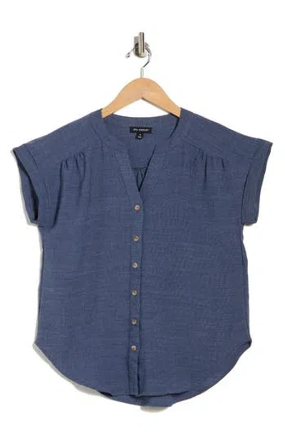Blu Pepper Button Front V-neck Top In Blue