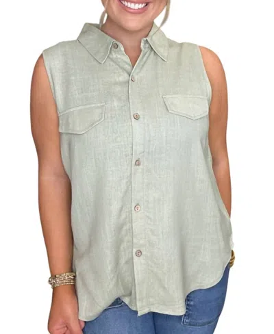 Blu Pepper Button-up Sleeveless Top In Olive In Green