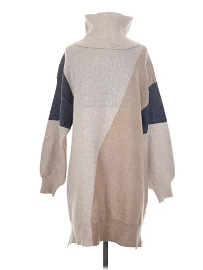 Pre-owned Blu Pepper Casual Dress In Gray