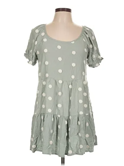 Pre-owned Blu Pepper Casual Dress In Green