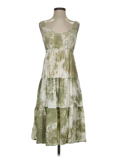 Pre-owned Blu Pepper Casual Dress In Green