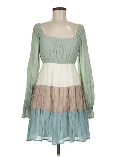 Pre-owned Blu Pepper Casual Dress In Green