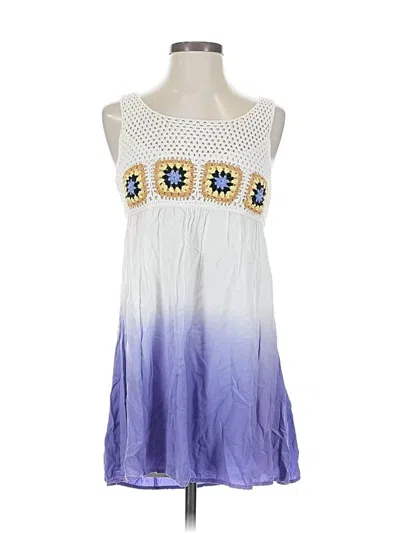 Pre-owned Blu Pepper Casual Dress In White