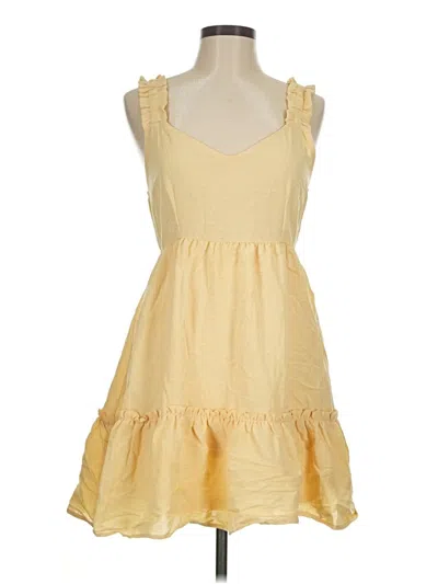 Pre-owned Blu Pepper Casual Dress In Yellow