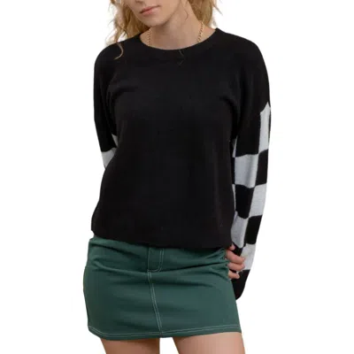 Blu Pepper Checker Sleeve Sweater In Black