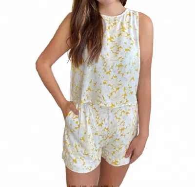 Blu Pepper Daisy Mini Shorts In Marigold In White