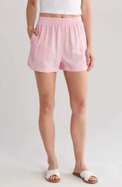 Blu Pepper High Waist Woven Shorts In Pink
