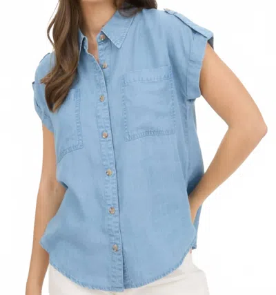 Blu Pepper Leah Chambray Camp Shirt In Medium Blue