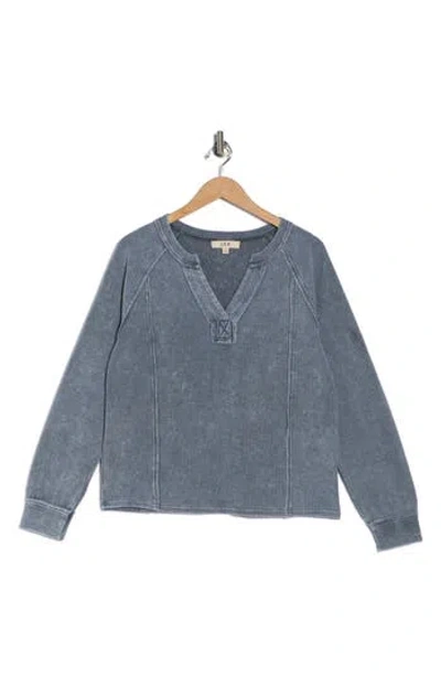 Blu Pepper Long Sleeve Knit Top In Blue