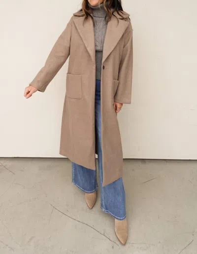 Blu Pepper Longline Button-closure Coat In Mocha In Brown