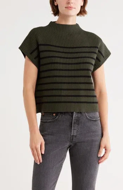 Blu Pepper Mock Neck Pullover Sweater In Green