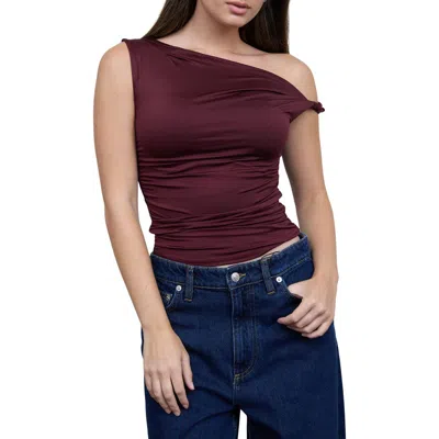 Blu Pepper One-shoulder Top In Maroon