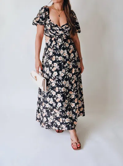 Blu Pepper Romanticize Puff Sleeve Floral Dress In Black /cream Florals In Blue