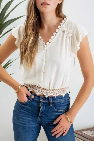 Blu Pepper Scallop Lace Trim Back Tie Short Sleeve Crop Top In Cream In White