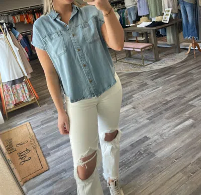 Blu Pepper Short Sleeve Button Down Shirt In Denim