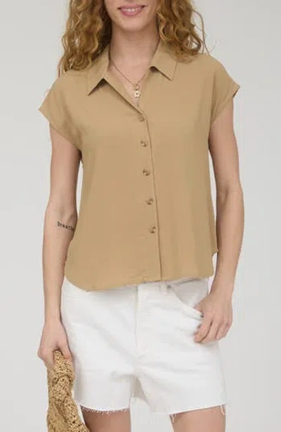 Blu Pepper Short Sleeve Button Front Shirt In Brown
