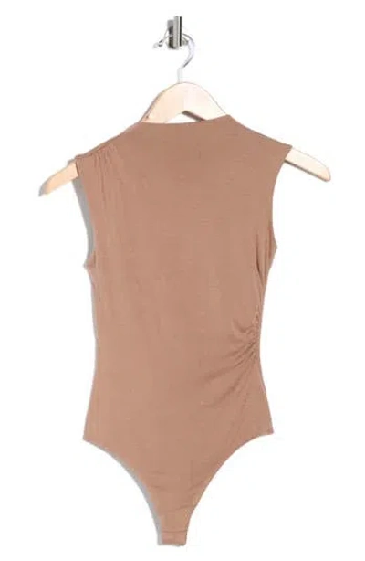 Blu Pepper Side Cinched Mock Neck Top In Brown