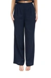 Blu Pepper Solid Wide Leg Pants In Navy