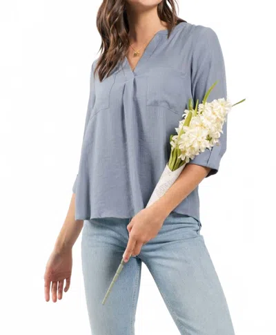 Blu Pepper Split Neck Back Button Three Quarter Tab Sleeve Top In Light Teal In Gray