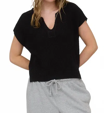 Blu Pepper Split Neck Short Sleeve Sweater In Black