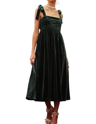 Blu Pepper Velvet Tie Strap Pleated Midi Dress In Hunter Green