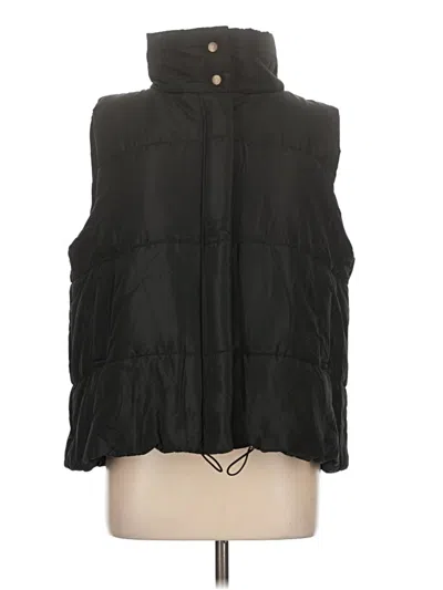 Pre-owned Blu Pepper Vest In Black
