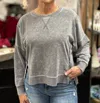 BLU PEPPER WASHED PULLOVER TOP IN CHARCOAL