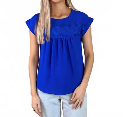 Blu Pepper Women's Floral Eyelet Lace Trim Back Button Top In Blue