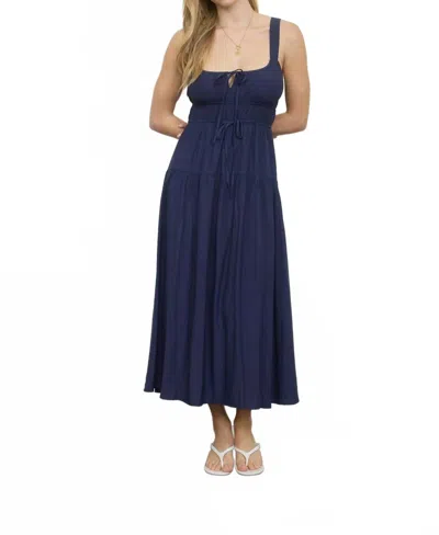 Blu Pepper Women's Front Tie Keyhole Detail Sleeveless Midi Dress In Blue
