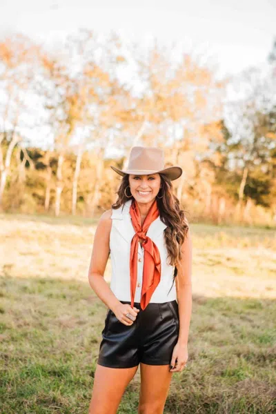 Blue B Sterling Crop Vest In White