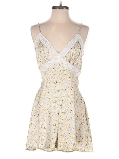 Pre-owned Blue Blush Romper In Yellow