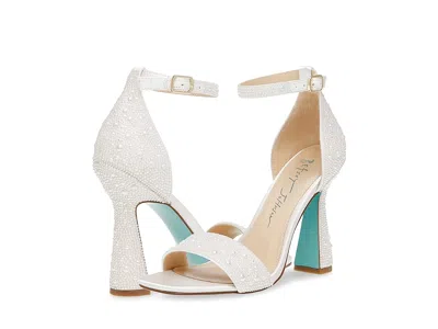 Blue By Betsey Johnson Dani In White